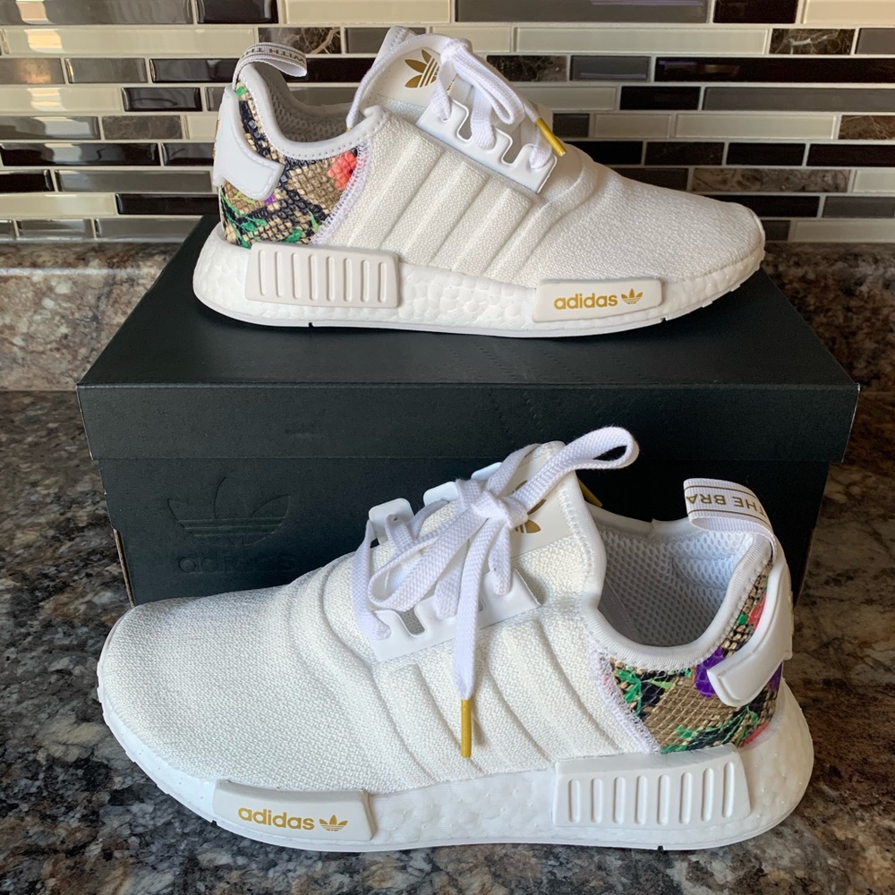 Adidas NMD R1 Floral